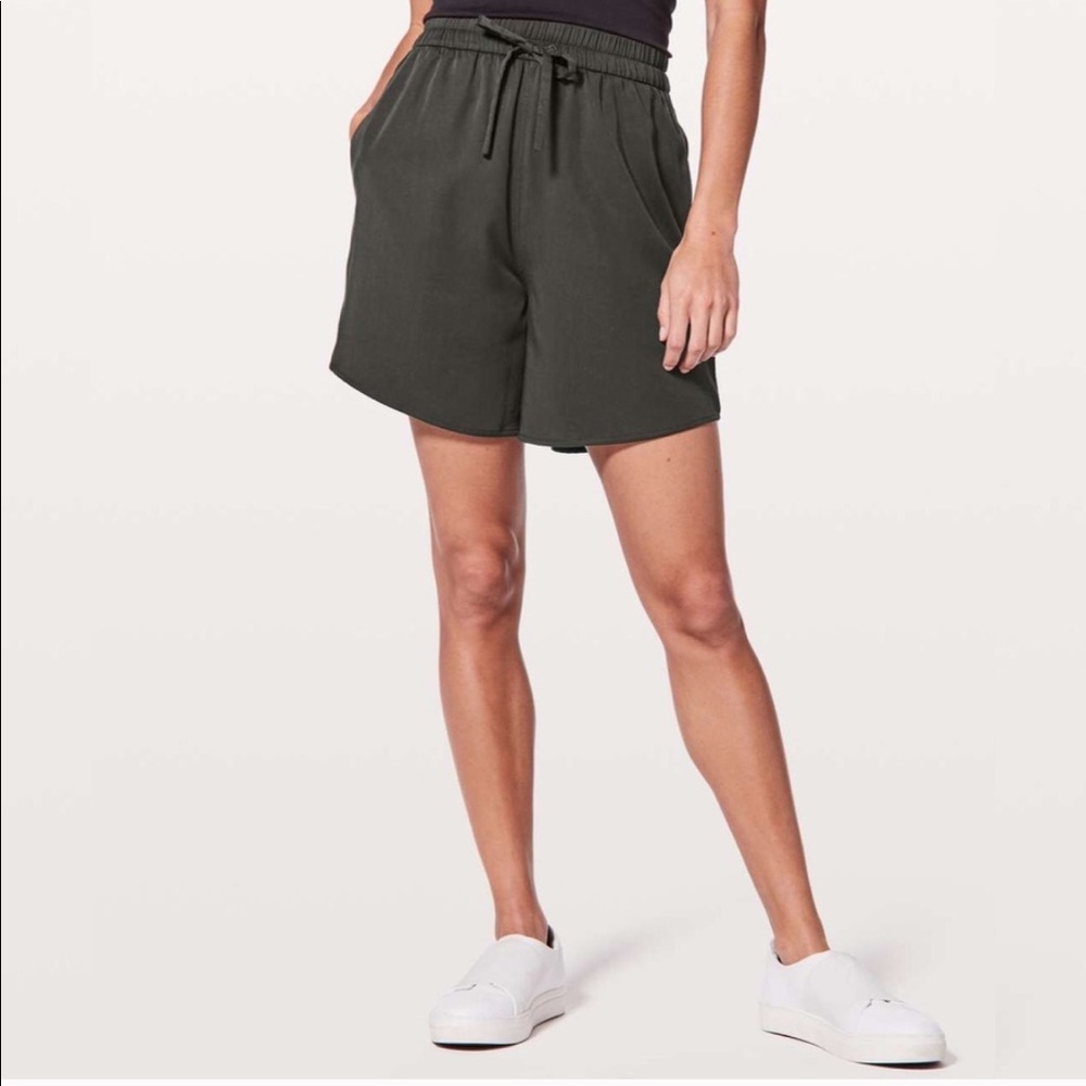 Lululemon Move Lightly Short